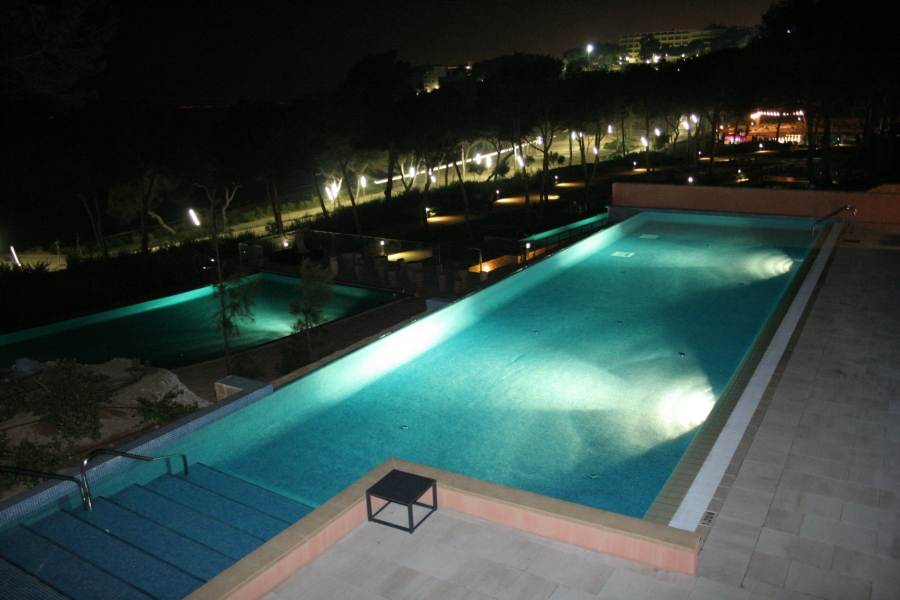 gal/Theme_Parks/Port_Aventura/Beach_Club/Piscines_de_nuit/IMG_9804.JPG