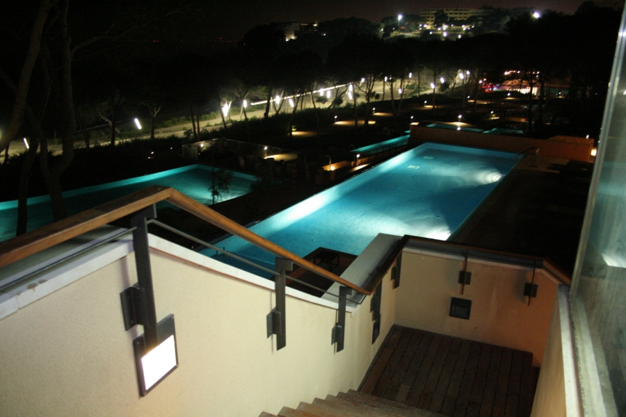 gal/Theme_Parks/Port_Aventura/Beach_Club/Piscines_de_nuit/IMG_9805.JPG