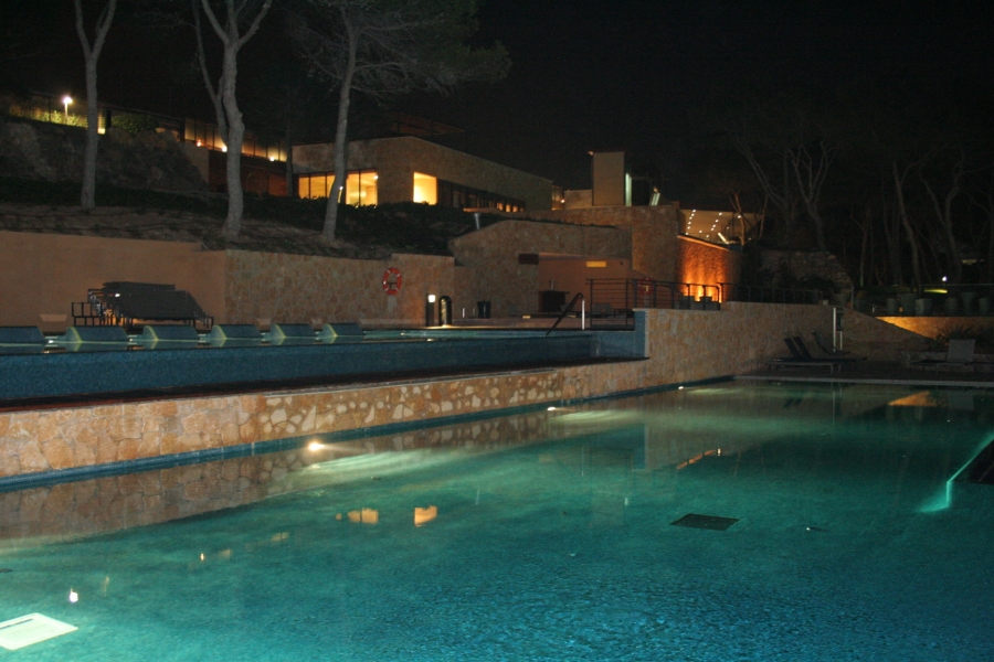 gal/Theme_Parks/Port_Aventura/Beach_Club/Piscines_de_nuit/IMG_9830.JPG