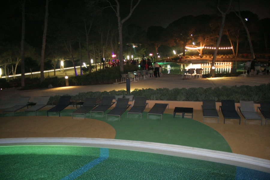 gal/Theme_Parks/Port_Aventura/Beach_Club/Piscines_de_nuit/IMG_9842.JPG