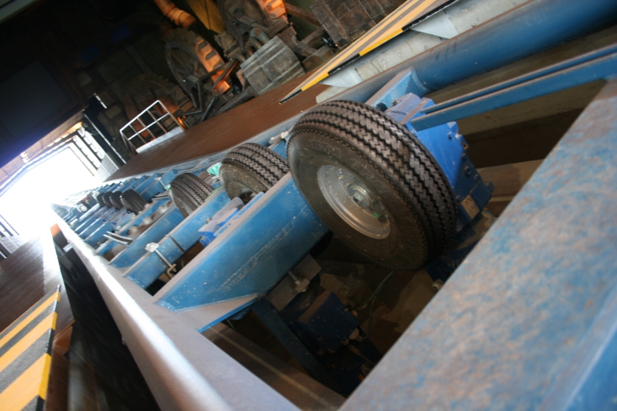 gal/Theme_Parks/Port_Aventura/Furius_Baco/Preshow/IMG_0068.JPG