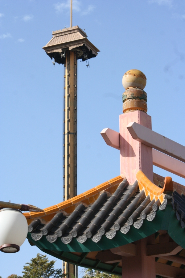 gal/Theme_Parks/Port_Aventura/Port_Aventura_Park_-_Chine/Dragon_Khan/IMG_7251.JPG