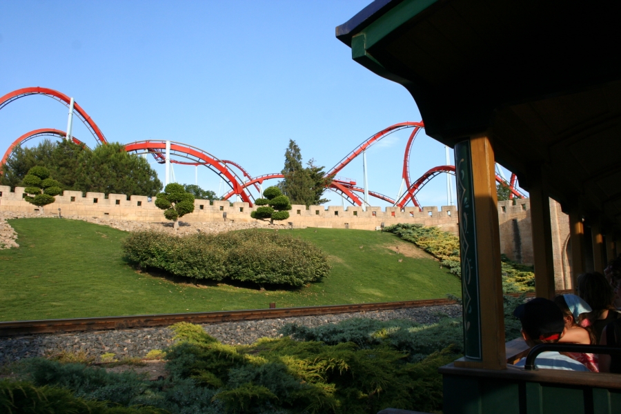 gal/Theme_Parks/Port_Aventura/Port_Aventura_Park_-_Chine/Dragon_Khan/IMG_9639.JPG