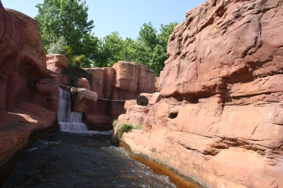 gal/Theme_Parks/Port_Aventura/Port_Aventura_Park_-_Farwest/Gran_Canyon_Rapids/IMG_7125.JPG