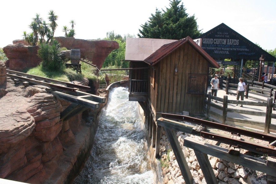 gal/Theme_Parks/Port_Aventura/Port_Aventura_Park_-_Farwest/Gran_Canyon_Rapids/IMG_7135.JPG