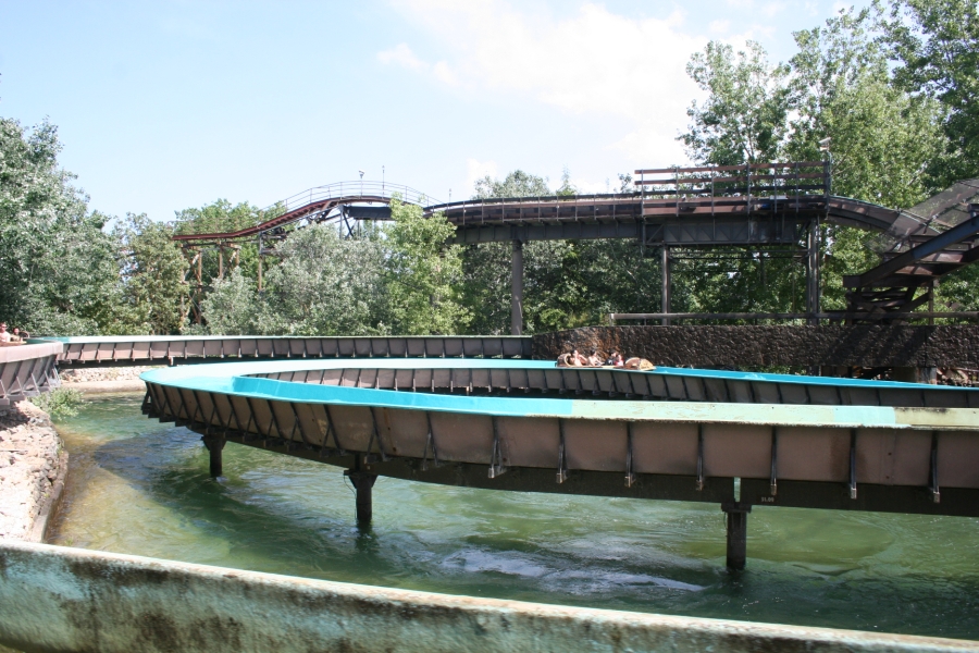 gal/Theme_Parks/Port_Aventura/Port_Aventura_Park_-_Farwest/Silver_River_Flume/IMG_7070.JPG