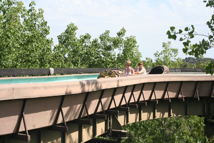 gal/Theme_Parks/Port_Aventura/Port_Aventura_Park_-_Farwest/Silver_River_Flume/IMG_7073.JPG