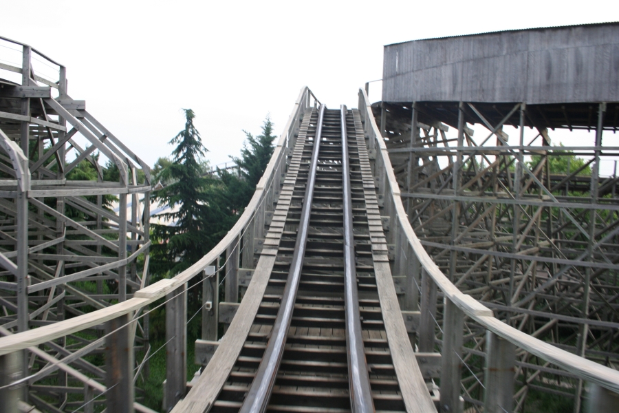 gal/Theme_Parks/Port_Aventura/Port_Aventura_Park_-_Farwest/Tomahawk/IMG_6052.JPG