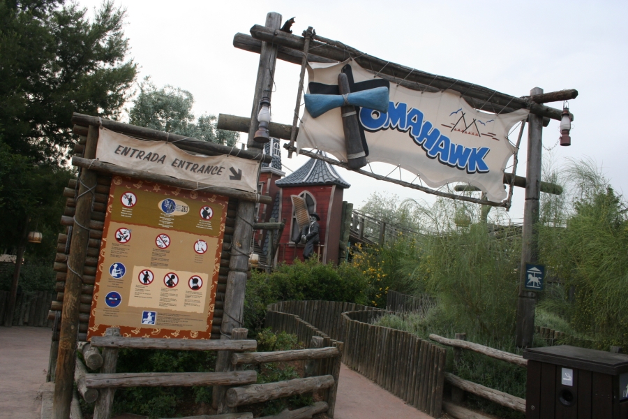 gal/Theme_Parks/Port_Aventura/Port_Aventura_Park_-_Farwest/Tomahawk/IMG_6072.JPG