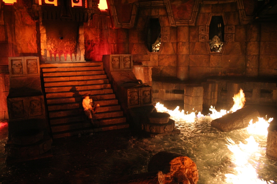 gal/Theme_Parks/Port_Aventura/Port_Aventura_Park_-_Maya/Templo_del_Fuego/IMG_5969.JPG