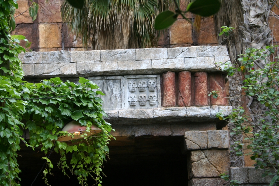 gal/Theme_Parks/Port_Aventura/Port_Aventura_Park_-_Maya/Templo_del_Fuego/IMG_5987.JPG