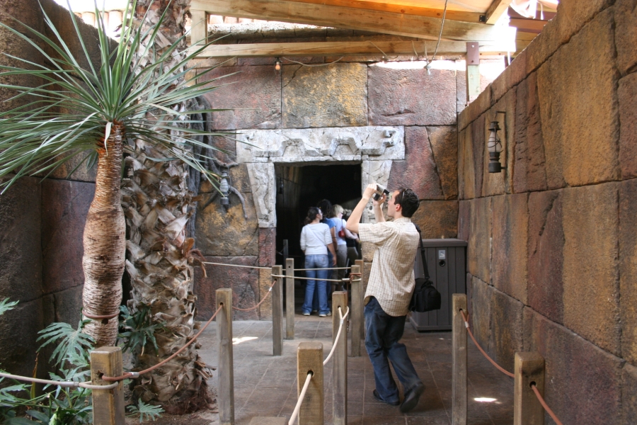 gal/Theme_Parks/Port_Aventura/Port_Aventura_Park_-_Maya/Templo_del_Fuego/IMG_6905.JPG