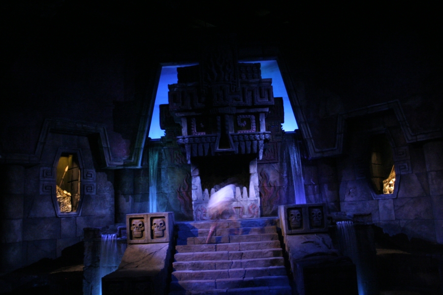 gal/Theme_Parks/Port_Aventura/Port_Aventura_Park_-_Maya/Templo_del_Fuego/IMG_6921.JPG