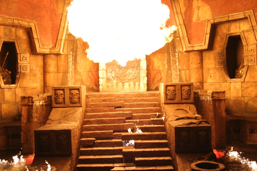 gal/Theme_Parks/Port_Aventura/Port_Aventura_Park_-_Maya/Templo_del_Fuego/IMG_6942.JPG
