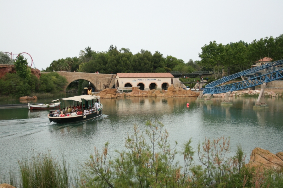 gal/Theme_Parks/Port_Aventura/Port_Aventura_Park_-_Mediterrannee/IMG_2230.JPG