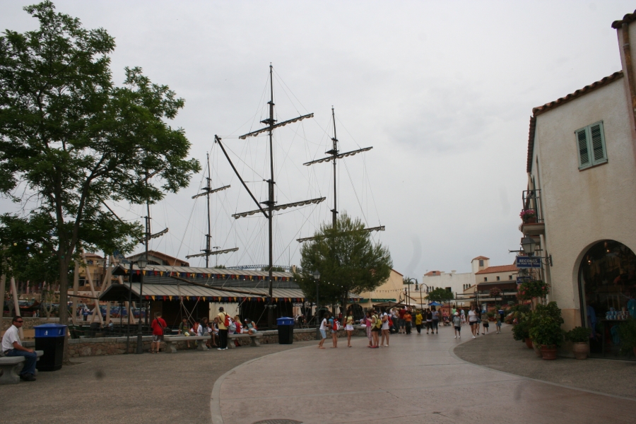 gal/Theme_Parks/Port_Aventura/Port_Aventura_Park_-_Mediterrannee/IMG_5506.JPG