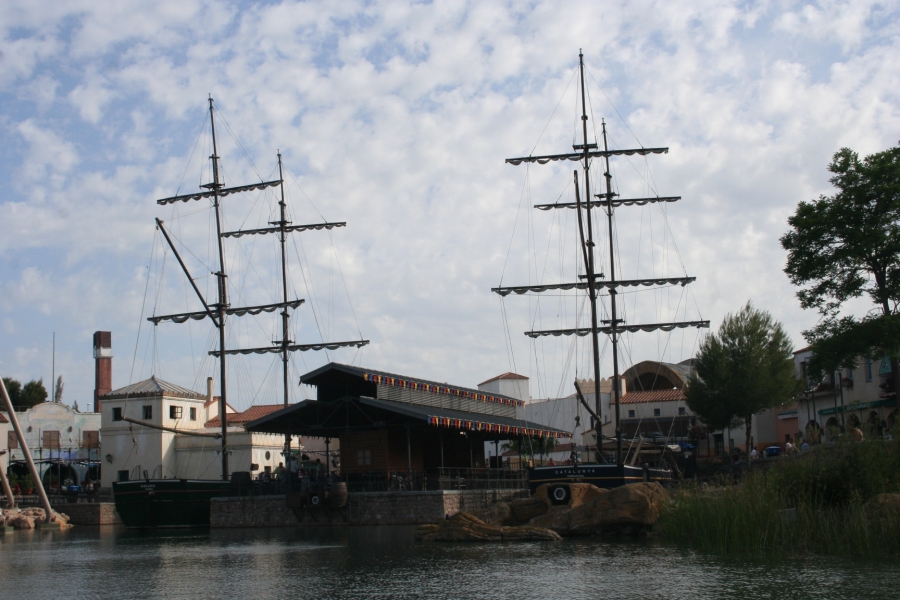 gal/Theme_Parks/Port_Aventura/Port_Aventura_Park_-_Mediterrannee/IMG_7325.JPG