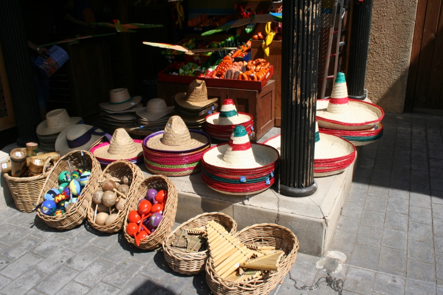gal/Theme_Parks/Port_Aventura/Port_Aventura_Park_-_Mexico/IMG_7000.JPG