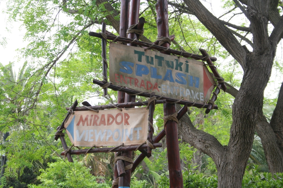 gal/Theme_Parks/Port_Aventura/Port_Aventura_Park_-_Polynesie/IMG_5556.JPG