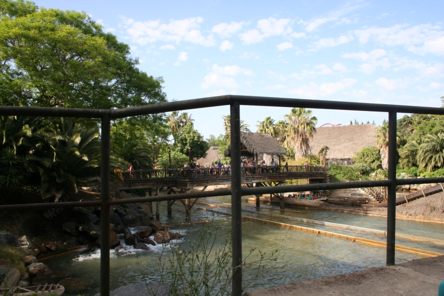 gal/Theme_Parks/Port_Aventura/Port_Aventura_Park_-_Polynesie/IMG_7341.JPG