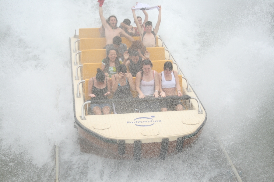 gal/Theme_Parks/Port_Aventura/Port_Aventura_Park_-_Polynesie/Tutuki_Splash/IMG_2241.JPG