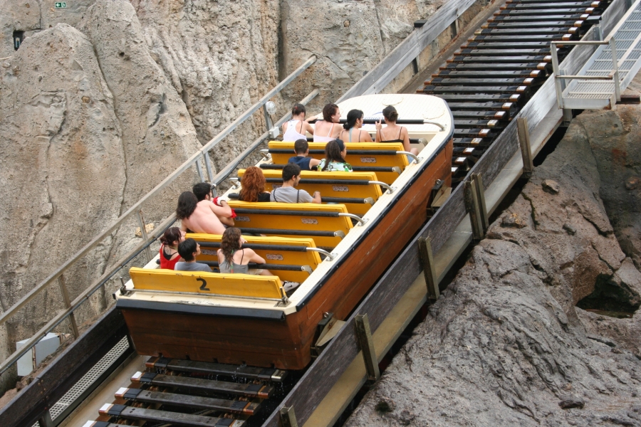 gal/Theme_Parks/Port_Aventura/Port_Aventura_Park_-_Polynesie/Tutuki_Splash/IMG_5571.JPG