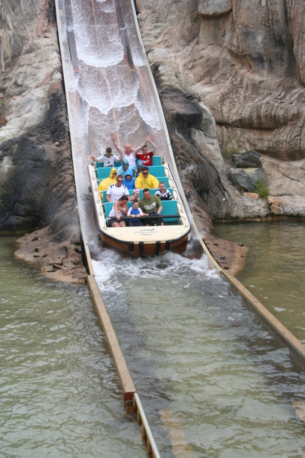 gal/Theme_Parks/Port_Aventura/Port_Aventura_Park_-_Polynesie/Tutuki_Splash/IMG_5574.JPG