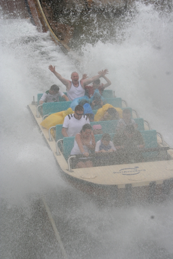 gal/Theme_Parks/Port_Aventura/Port_Aventura_Park_-_Polynesie/Tutuki_Splash/IMG_5576.JPG