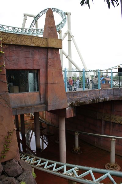 gal/Theme_Parks/Thorpe_Park/Colossus/Thorpe_Park_Colossus40.jpg
