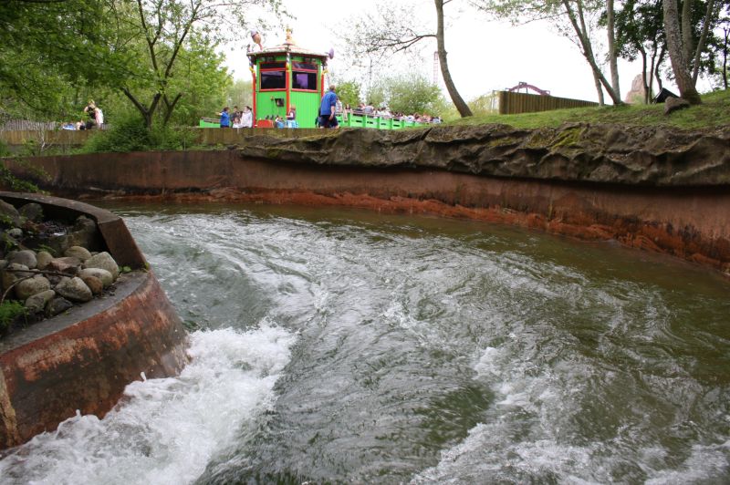 gal/Theme_Parks/Thorpe_Park/Rumba_Rapids/Thorpe_Park_Rumba_Rapids26.jpg