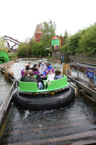 gal/Theme_Parks/Thorpe_Park/Rumba_Rapids/Thorpe_Park_Rumba_Rapids41.jpg