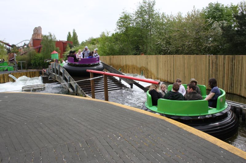 gal/Theme_Parks/Thorpe_Park/Rumba_Rapids/Thorpe_Park_Rumba_Rapids44.jpg