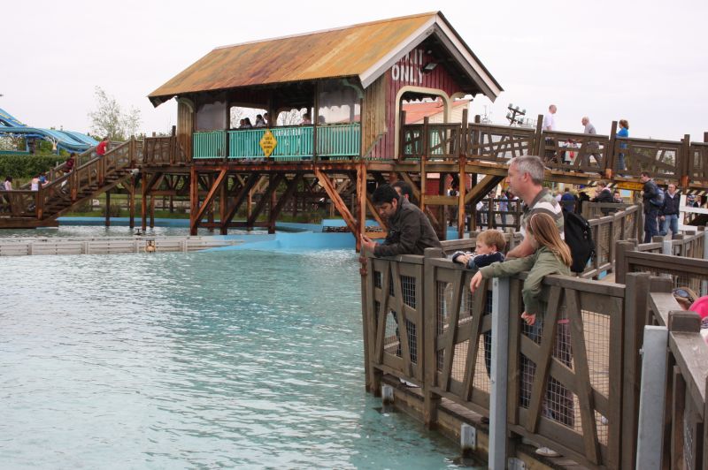 gal/Theme_Parks/Thorpe_Park/Tidal_Wave/Thorpe_Park_Tidal_Wave08.jpg