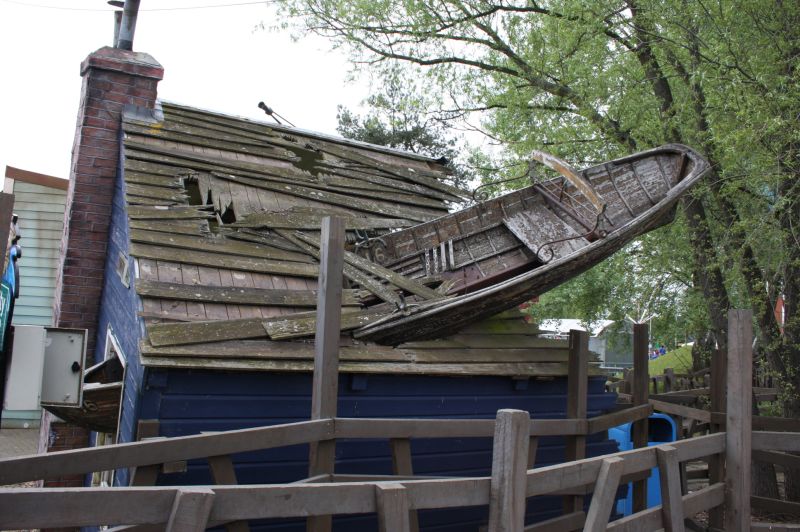 gal/Theme_Parks/Thorpe_Park/Tidal_Wave/Thorpe_Park_Tidal_Wave21.jpg