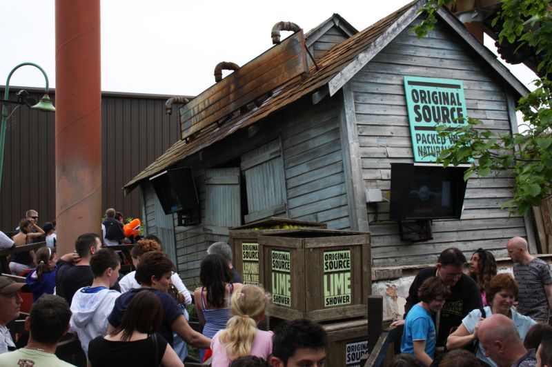 gal/Theme_Parks/Thorpe_Park/Tidal_Wave/Thorpe_Park_Tidal_Wave34.jpg