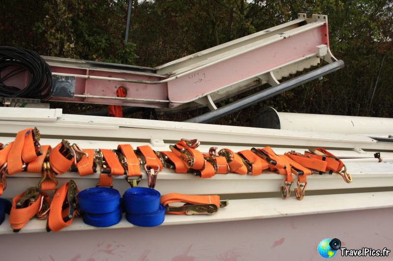 gal/Theme_Parks/Walygator/Coaster_2010/Walygator_Bolliger_Mabillard_inverted_coaster028.jpg