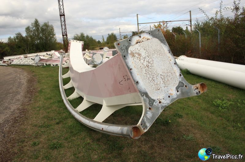 gal/Theme_Parks/Walygator/Coaster_2010/Walygator_Bolliger_Mabillard_inverted_coaster037.jpg