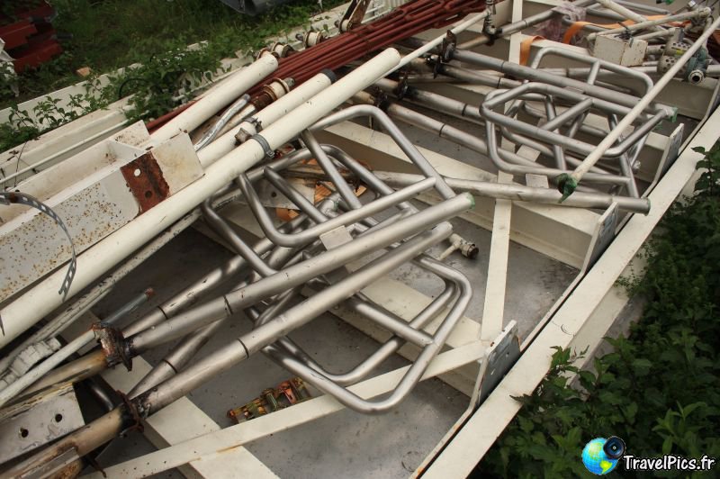 gal/Theme_Parks/Walygator/Coaster_2010/Walygator_Bolliger_Mabillard_inverted_coaster092.jpg