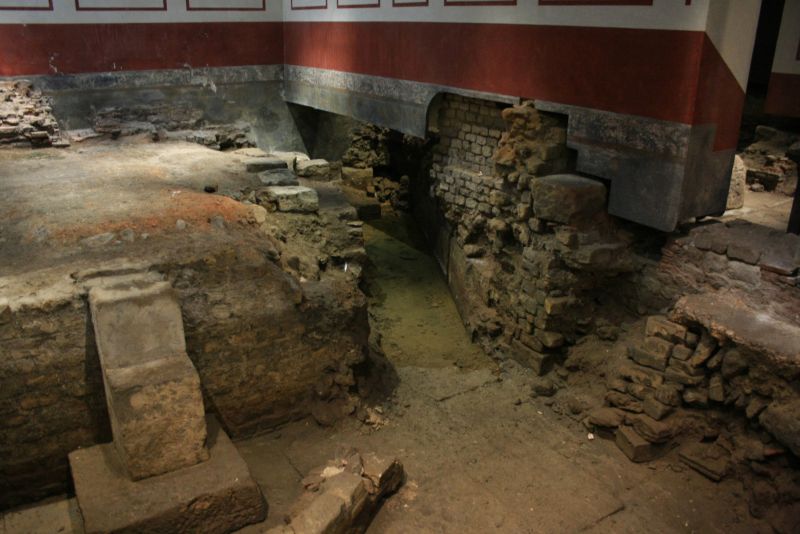 gal/Voyages/Angleterre/Bath/Roman_Baths/Roman_Bath_England284.jpg
