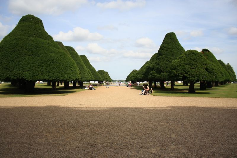 gal/Voyages/Angleterre/Hampton_Court_Palace/Fountain_Gardens/Hampton_Court_Fountain_Garden01.jpg