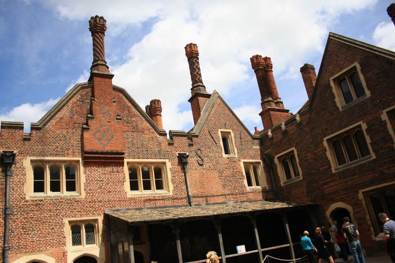 gal/Voyages/Angleterre/Hampton_Court_Palace/Hampton_Court_Palace015.jpg