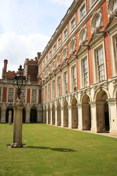 gal/Voyages/Angleterre/Hampton_Court_Palace/Hampton_Court_Palace048.jpg