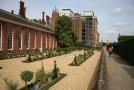 gal/Voyages/Angleterre/Hampton_Court_Palace/Pond_Garden/_thb_Hampton_Court_Pond_Garden22.jpg