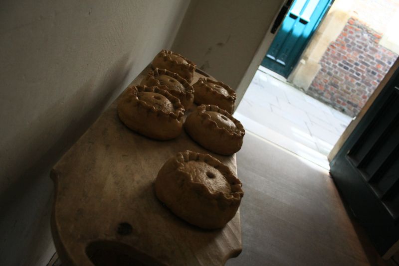 gal/Voyages/Angleterre/Hampton_Court_Palace/Tudor_Kitchen/Hampton_Court_Tudor_Kitchen09.jpg