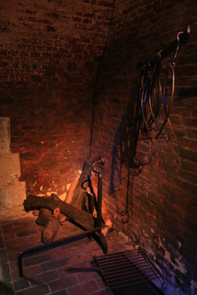 gal/Voyages/Angleterre/Hampton_Court_Palace/Tudor_Kitchen/Hampton_Court_Tudor_Kitchen24.jpg