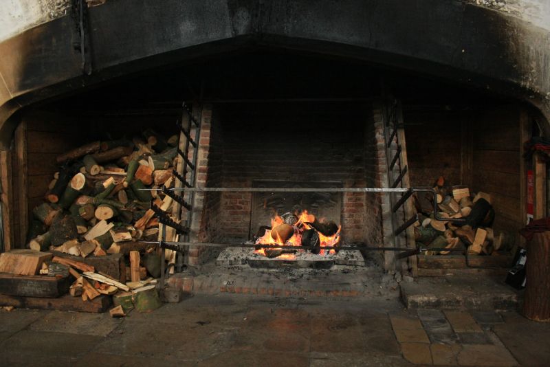 gal/Voyages/Angleterre/Hampton_Court_Palace/Tudor_Kitchen/Hampton_Court_Tudor_Kitchen35.jpg