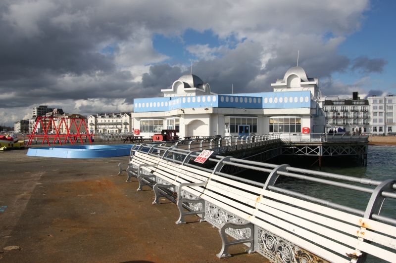 gal/Voyages/Angleterre/Portsmouth/South_Parade_Pier/Portsmouth_South_Parade_Pier34.jpg