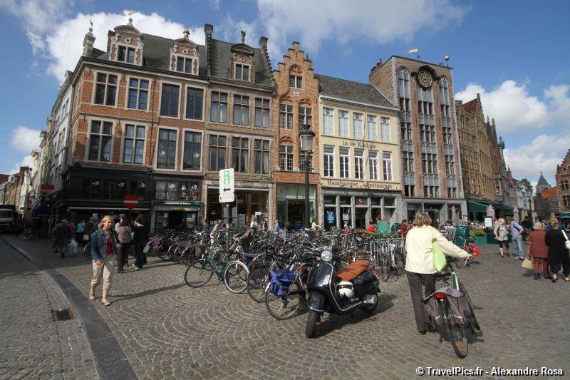 gal/Voyages/Belgium/Bruges/Bruges_Belgium_Grote_Markt022.jpg