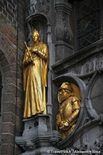 gal/Voyages/Belgium/Bruges/Bruges_Belgium_Grote_Markt109.jpg