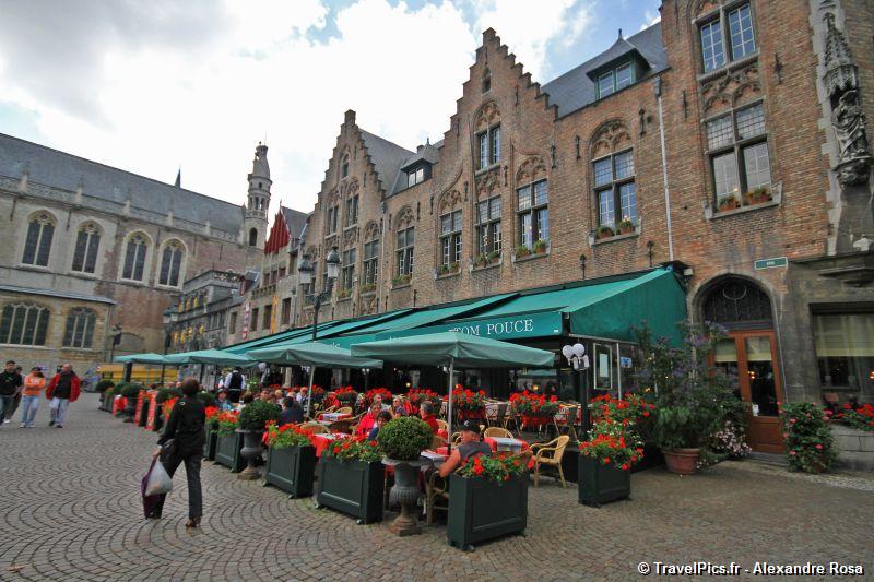 gal/Voyages/Belgium/Bruges/Bruges_Belgium_Grote_Markt126.jpg